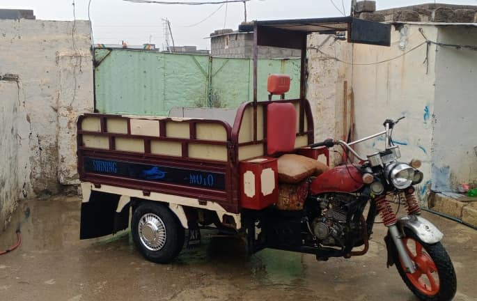 السلام عليكم ستوته للبيع الموديل 2020 
المحرك موديل 2020 وايرمنيه شغاله سلف شغال 
تواير طخم جديد ستوته ابلاديه بودي قلاب 
ركبه باج تقويه السعر 850 وبيها مجال للطيبين 
العنوان حمام العليل رقم الهاتف 
***********// ***********
