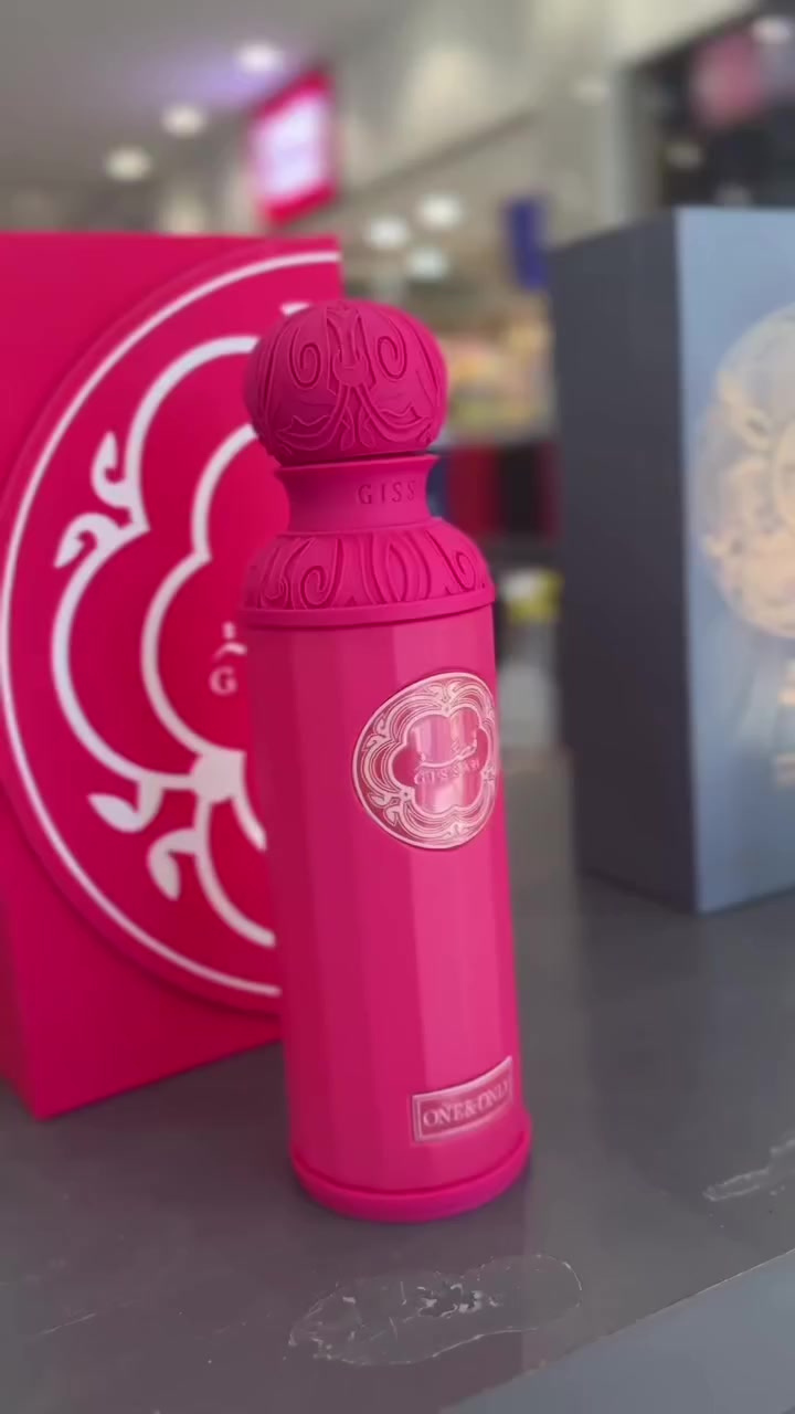 يعلن مركز البندقية للعطور العالمية  للعطور العالمية عن وصول وجبه جديده من العطور البراندات الاصليه وكافه الشركات بكل تدرجاتهن الرجالي والنسائي والأطفال عنوانا شارع 60 مجاور التبي مول مقابل معرض رامي للاثاث متوفر خدمه توصيل كافه المحافظات للحجز والاستفسار مراسله البيج


**إذا كنت صاحب هذا الإعلان وتريد حذفه لأي سبب، رجاءا أرسل رسالة إلى الدعم الفني**