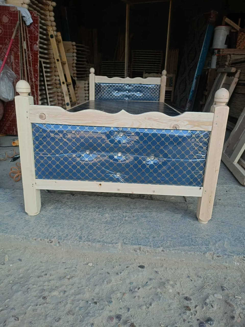 للحجز والاستفسار ***********
