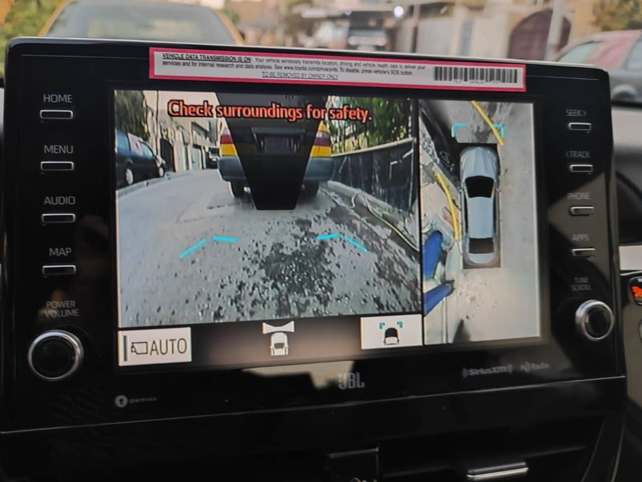 كامري xle 24 هايبرد حادث بنيد فقط مبدل
بصمه/فتحه/كشنات تدفئه تبريد/داخل لونين 
اناره داخليه بلادي/حساسات أمامي وخلفي
رادار أمامي وخلفي وجوانب/5كامرات 360 درجه
لايت داينمك متحرك مع الستيرن/ داتا شو ع الجامه 
تبريد قطعتين/كشنات كهرباء/شحن لاسلكي/اشاير مري/بصمه تشغيل عن بعد/3 انظمه قياده نورمل وعادي وسبورت/هاند بريك بصمه/سياقه ذاتيه ونقط عمياء/ ماشيه ٢٠ الف/ السعر ٢١ وبيها مجال
وباقي المواصفات المعروفه/رقم بغداد بأسمي 
مكاني بغداد
***********
***********
