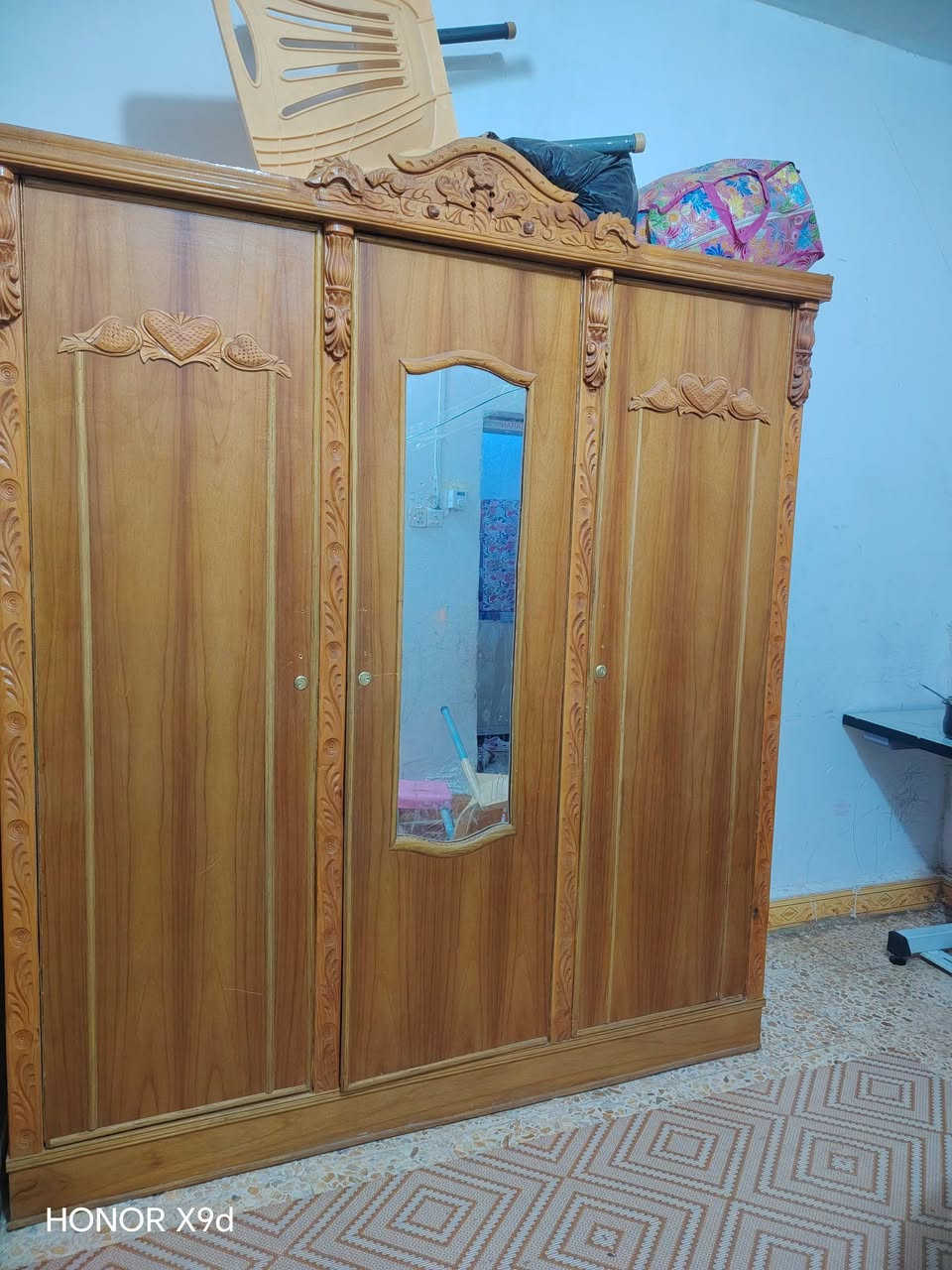 كنتور نظيف 160مجاله بسيط  وميز مرايه  ٦٠


**إذا كنت صاحب هذا الإعلان وتريد حذفه لأي سبب، رجاءا أرسل رسالة إلى الدعم الفني**