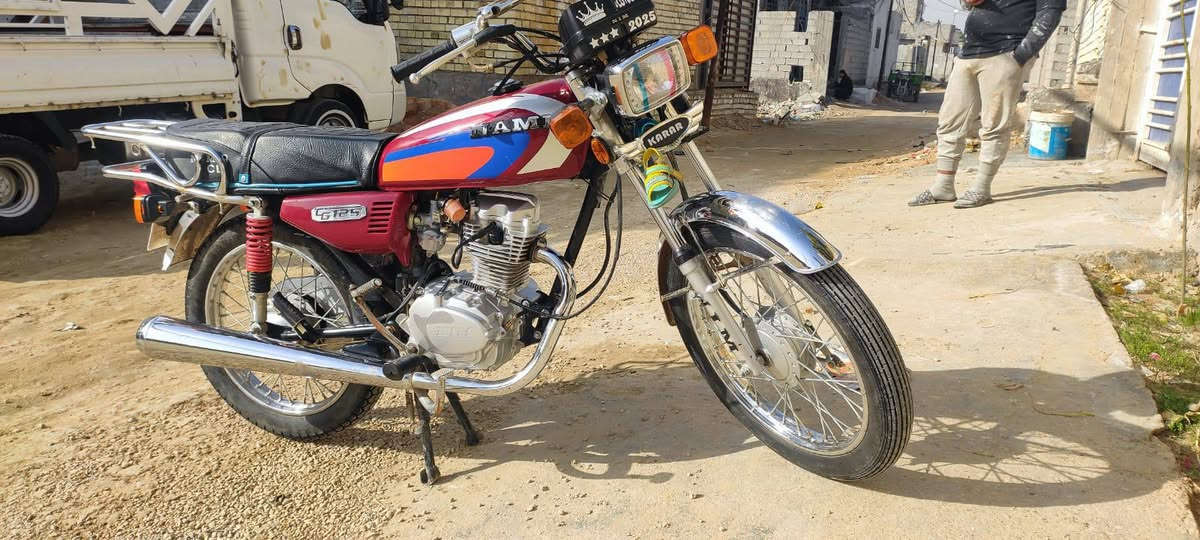 سلام عليكم دراجه للبيع اربعه كير موديل 2025 شهر 10 السعر 650 او بيه مجال ***********
