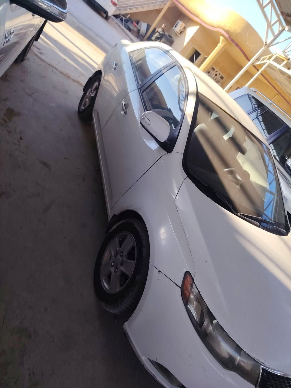 سيراتو ٢٠١٢
محرك ١٦٠٠ دوش
حساس خلفي
تحكم
شفتات
اشاره بالمري
ول كب
سنويه نافذه
مصبوغه عام
السعر خاص او اتصال
***********
واسط الزبيديه
