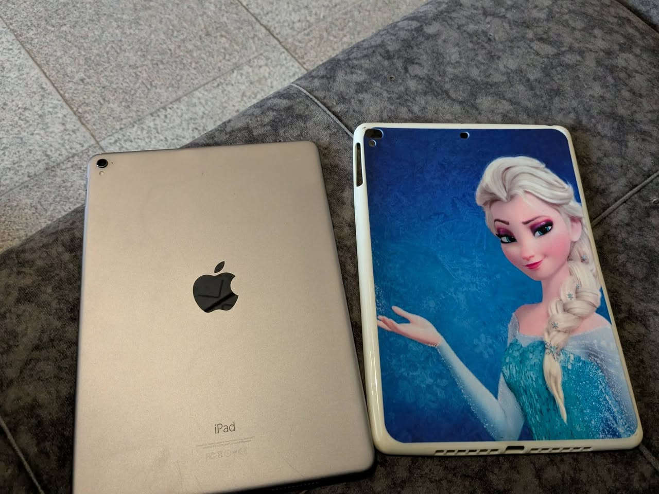 للبيع ايباد ابل 
برو 
ذاكرة 256
بطارية 82
بوبجي 90 فريم 
جهاز لا مفتوح ولا مصلح ابد عل وضع الشركه 
صوت 4 سماعات عالي جدا 
كامرات راقيه 

متوازي عل بيعته 

مكاني بابل 
***********
