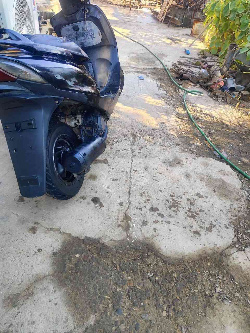 ماكس ١٤٠ مجفتة مرة وراجعه جديد
شغالة هندر ،كهربائيات موجودة بس ظفيرة تربط حتى باتري بيها بس تربط ترجع تشتغل سلف ٢٢٥ قفل ***********
