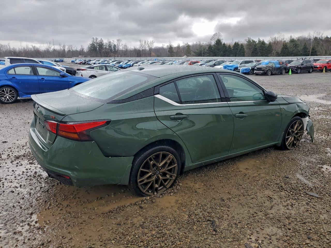 ✨ نشات للمزادات الامريكية ✨
تفاصيل المزاد :
🔹 تاريخ المزاد: 2026/2/16 الاثنين
🔹 نوع السيارة: 2025 NISSAN ALTIMA SR
🔹 السعر : حسب المزاد
🔹 الضرر: مرفق بصور تفصيلية 
🔹 المسافة: 14,920 mi
🔹حجم المحرك : 2.5L 4 
9-7-2-8-5-6-1-5
🔹 خدماتنا:
◀ استيراد السيارات من كافة الولايات الأمريكية.
🚢 شحن سريع إلى الوجهات التالية:
ميناء أم قصر ⚓
ميناء جبل علي 🚚
ميناء مرسين 
إقليم كردستان (من الإمارات) 📦
🤝 توفير وكيل خاص لتعقيب معاملات السيارات الحرة والمعوقين.
◀شراء قطع غيار من دبي 
🚘تصليح سيارات في دبي 
🚘عرض سيارات الزبائن 
📊 أسعار تنافسية تشمل النقل الداخلي والبحري.
📍 الموقع:
كركوك- شارع قدس فرع ماركت روما 🏢
🔹 للمزايدة على السيارات:
👀 يمكنكم زيارة المكتب للاطلاع على السيارات المتوفرة.
📝 نوفر كشفًا تفصيليًا للسيارات المتضررة يشمل تقريرًا كاملًا وصورًا، متاح للاطلاع في مقر الشركة.
⏰ أوقات العمل:
يوميًا من 4 عصرًا إلى 12 منتصف الليل.
❌ عطلة المزاد: يومي السبت والأحد.
📞 للتواصل:
📱كركوك  : *********** 
📱كركوك  : ***********
TikTok: https://www.tiktok.com/@nashat_cars?_t=ZS-8t0UWWlL5JS&_r=1
🌟 نتشرف بخدمتكم وزيارتكم! 🌟
