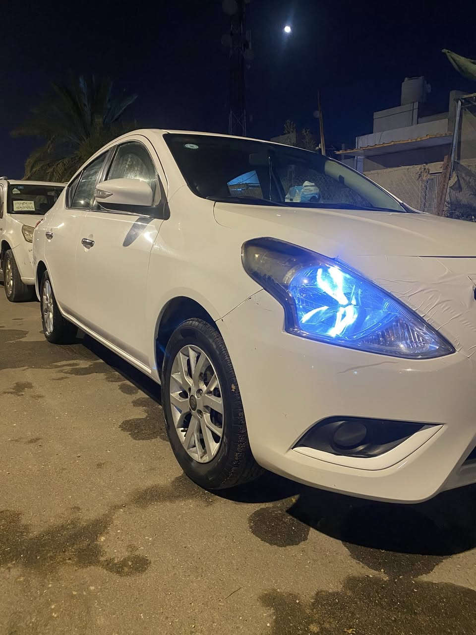 سلام عليكم
نيسان صني مصري موديل 23 السياره كامله ماتصرف عليهه شي حادثهه جاملغ وبنيد  ע دواخل ولا ايرباك السياره نضيفه ؏ ايدي مواصفاتهه معروفه سنويتهه لل29 رقمهه شمالي تحويل وكاله حاضر ماشيه 85 الف مكان السياره بصره 
سعرهه 115 وبيهه مجال رقم ***********
