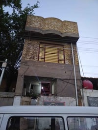 مشتمل لبيع بل مخابرات مساحه 50 متر واقع الحال 60 متر الطابق الارضي است...