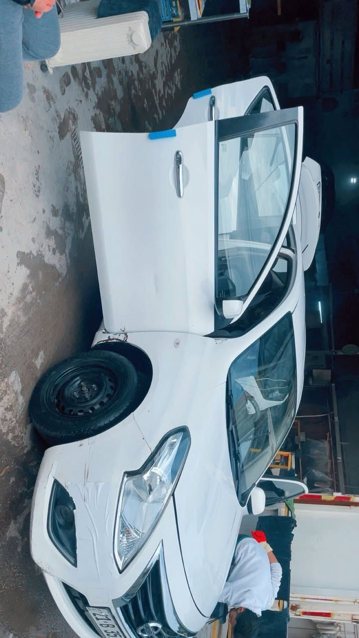 السلام عليكم نيسان سني هندي موديل 2020  بيها بارد سياره حلوه وبالواقع احلى  ماشيه 116 السعر 118 وبيها مجال العنوان الكريعات 
هاتف/ ***********
