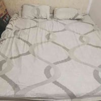 تخت • اصلي • مستعمل