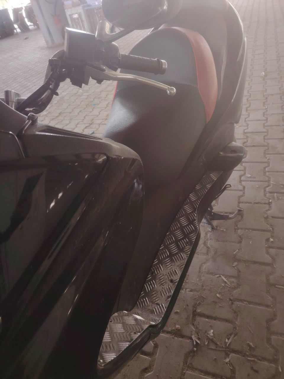 سلام عليكم 
8.0
للبيع السعر 850
محرك مفتوح بس ضمان شغل مضبوط 
كير شغال 7نمر و4تحويلات 
عنوان ديالى  ***********
