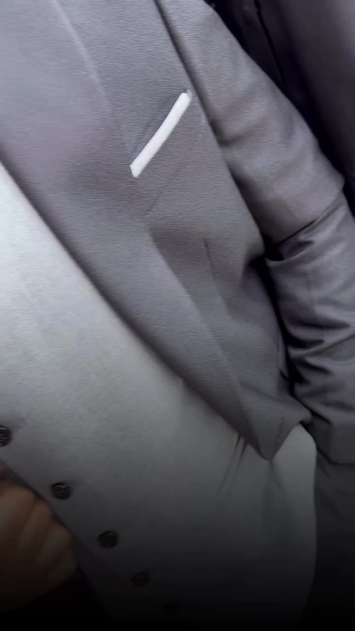 ✨ ازياء ميكانو | عنوان الأناقة والجودة ✨

كولكشن جديد ومميز من أزياء ميكانو، يجمع بين الفخامة
🕴️ البدلة الكومبين وصلت الآن بفصال إيطالي فاخر وكوالتي عالي جداً 
👔 البدلة مكونة من ثلاث قطع:
 • جاكيت بتصميم راقٍ
 • بنطلون متناسق
 • يلك (vest) مميز يمكن 
قياسات :-44-46-48-50-52-54-56-58-
اختار أناقتك مع أزياء ميكانو… لأن التفاصيل تصنع الفرق 👌
كوت - المشروع - شارع ميكانو للالبسه الرجاليه 
يوجد خدمه توصيل الى جميع انحاء العراق
نتشرف بكم🌺


**إذا كنت صاحب هذا الإعلان وتريد حذفه لأي سبب، رجاءا أرسل رسالة إلى الدعم الفني**