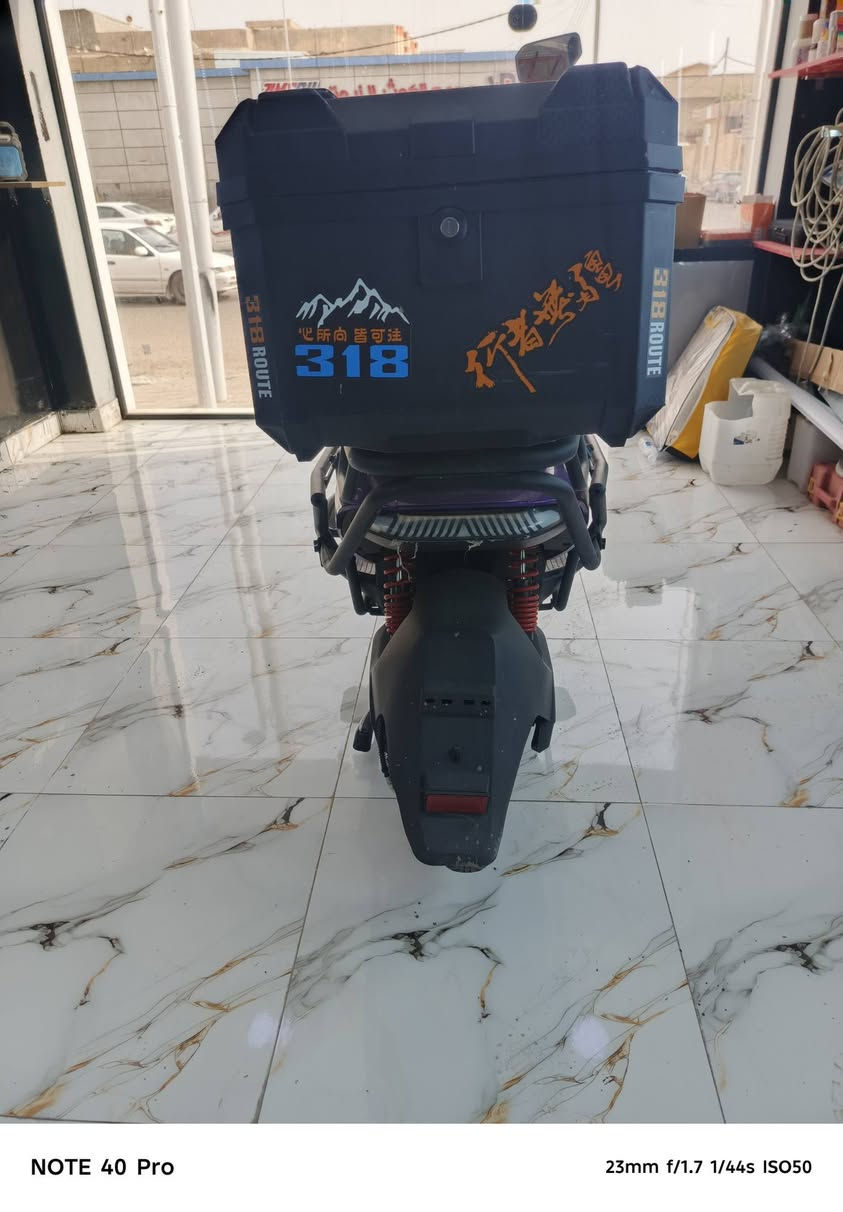 دراجه شحن نضيف استعمال 3 اسابيع فقط لدراجه 6 بطاريات كبار
ملف 3000w

لرقم ‏‪***********‬‏
لفلوجه حي لعسكري
