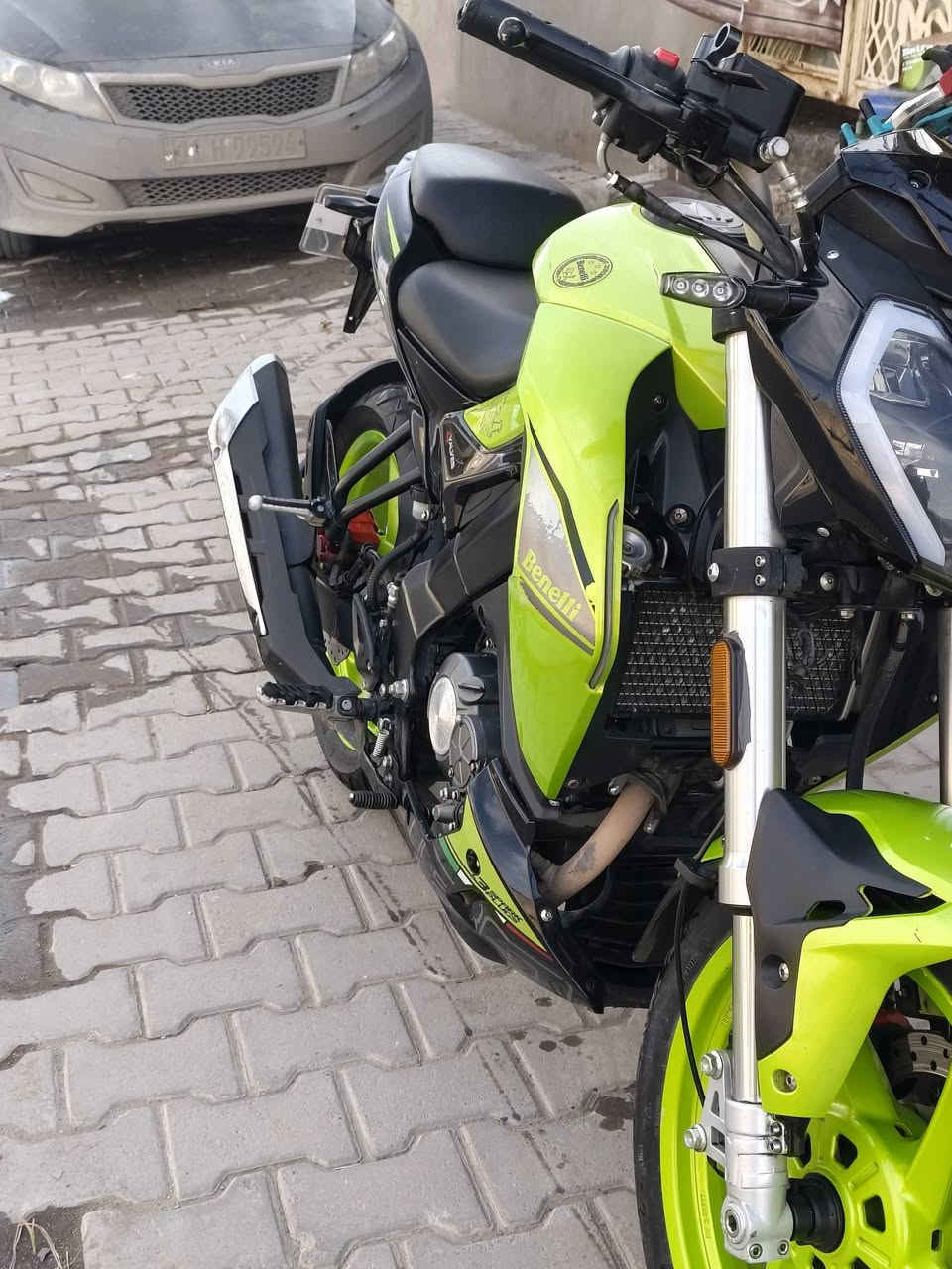 بنلي 180s
شباب اترجاكم الي ميعرف بالاسعار او ممتهيء للشراء لا كيطع رزق الناس بسبب الوعود الكاذبة اعيد نشر الدراجة والتفاصيل باول صورة  اتصل وتدلل ***********
