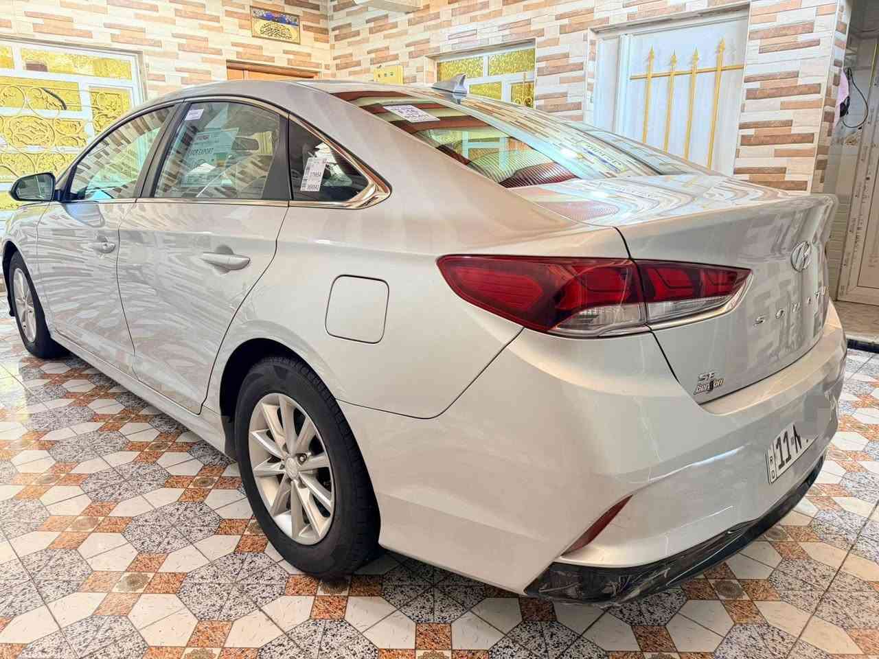 يالله ...
السلام عليكم ورحمة الله وبركاته...
هوندآي سوناتا 2019 بغداد  حرة سنوية جديدة وهزة جديده أرقام دولي مشروع وطني تحويل مباشر للمشتري . 
وارد أمريكي ضرر خفيف(صور ضرر مرفقه بالمنشور ) (بدون ايرباك ) 
صبغ طرف البنيد ومقدمة الچاملغ الأمامي الأيمن فقط ليبل واحد بدون تبديل والباقي كفاله من البارد والشخوط . 
محرك وكير مكفولات حجم المحرك 2400 برغي ما مفتوح. 
جاهزه من حداديه وتبريد وتواير وكهربائيات وغيرها . ماشيه 60 الف ع وضع الشركة. 
مواصفات معروفه وحلوه شاشه كبيره كامره دواره شاشه ترحيب تحكم اربع جهات مثبت سرعه نظام سبورت بلاجكتورات لد شمعه لايتات زنون رموت حافظه رادار بالمري رادار خلفي تحديد مسار توقف ذاتي دسك أمامي خلفي ويل كب كروم سياره جديده وجاهزه وع وضع الشركة مكاني ناصريه مركز للإستفسار أنتصل وبخدمتك 
***********
*********** 
سعرها ب 150 بيه مجال للشراي وانا بخدمه الجميع .
