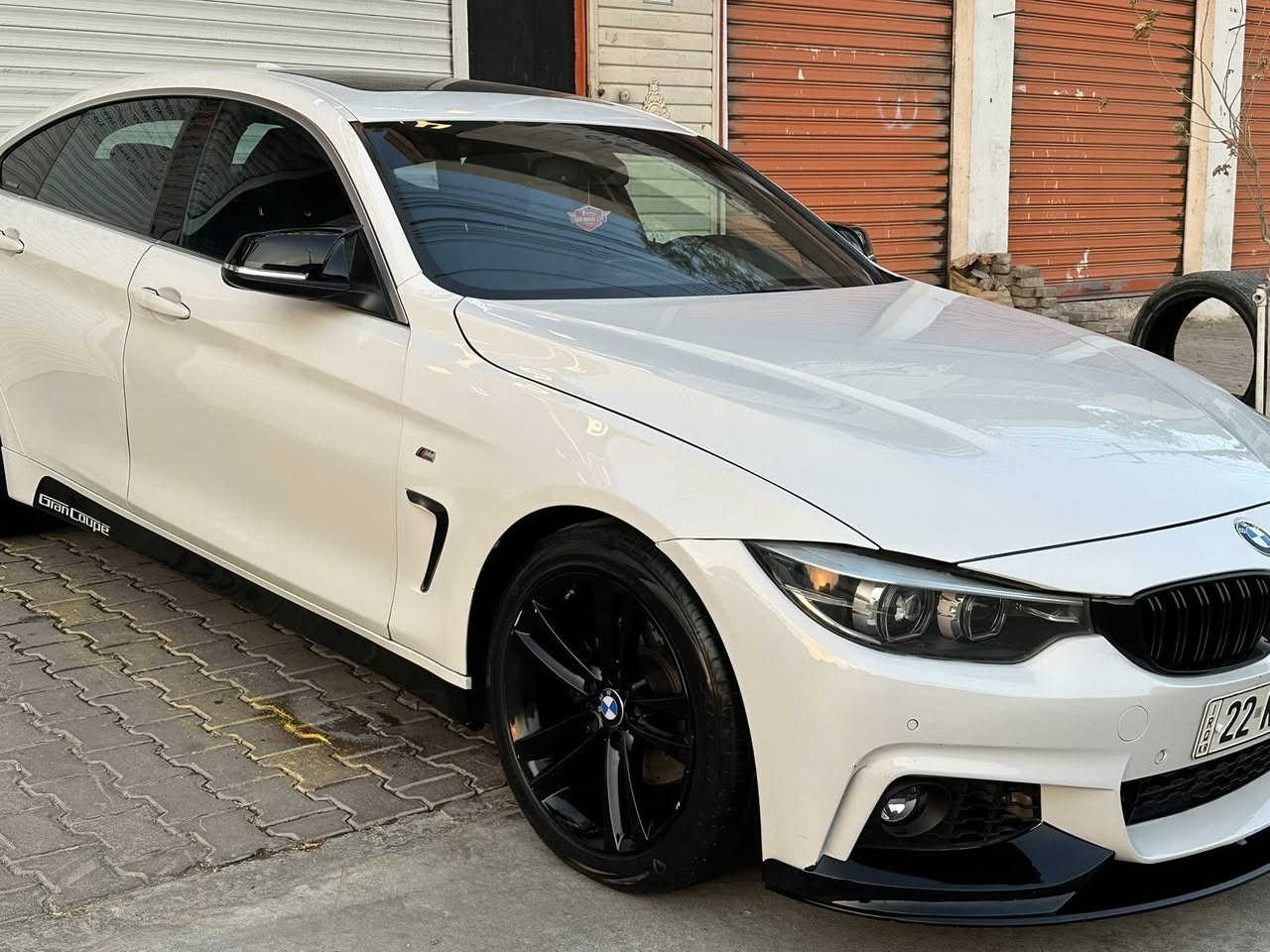 BMW 430i 2018
سلام علیکم 
مودیل ٢٠١٨ 
حجم ٤٣٠
کامل بجم أمامی خلفی کول تحول أم باكج 
فول مواسفات 
داتاشو   شاشات كبير  ويل حجم ١٨ أنج 
٤ تاير جديد ١٠٠/١٠٠
كول صيانة جديد زيت محرك زيت گير 
سيارة مابيها دينار مصرف مابي أي نقص يعني سيارة جاهز
بس بيها واحد قطع صبغ
 باب امامي نفر  فقط
محرك ٤ صلندر ٢٠ توين باور تيربو 
بيها داونبايب ٤ انج ٣٠٠$
سيستم صلنصا ٣٠٠$ 
***********
