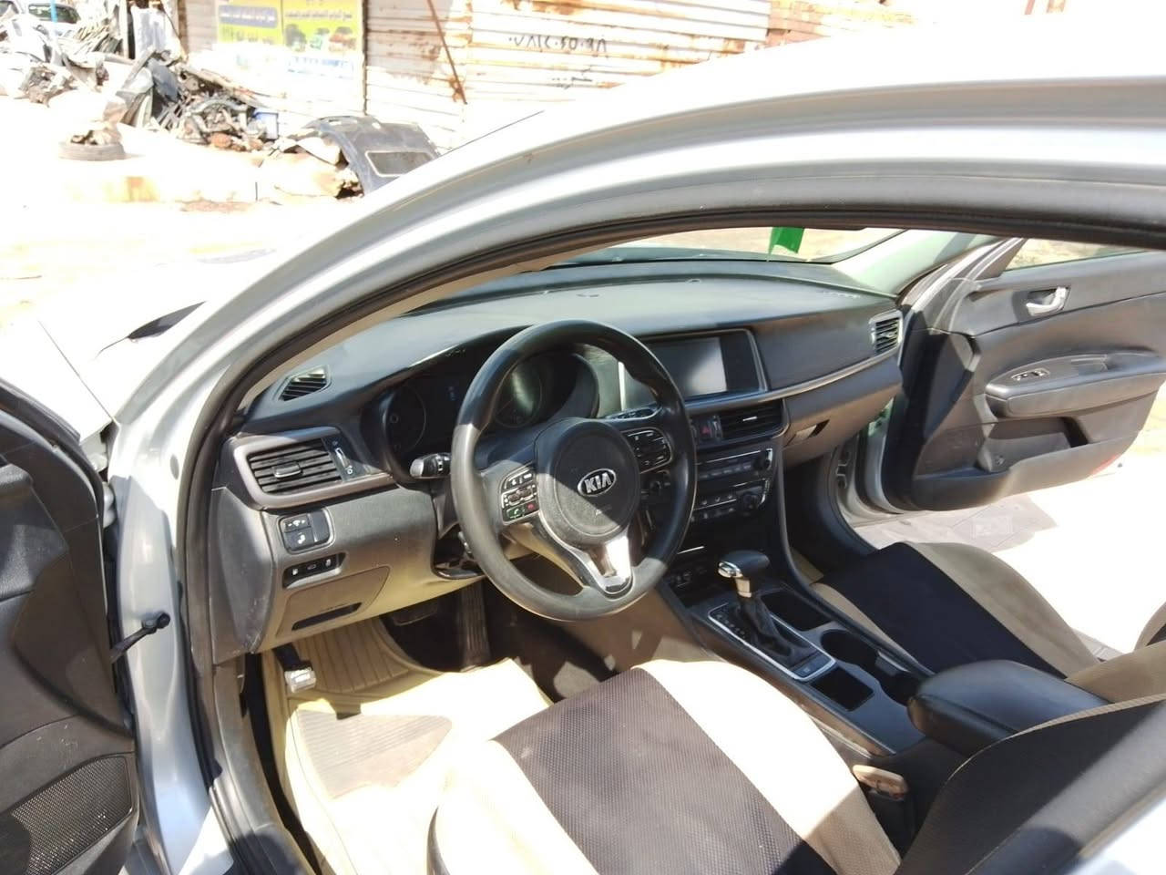 , اوبتيما 2018 رقم ذي قار باسمي حادث جاملغ  وبنيد بدون ضرر داخلي 
رقام ***********.  شراي ينتصل الفحص بل صوره سعر125 بيه مجال
