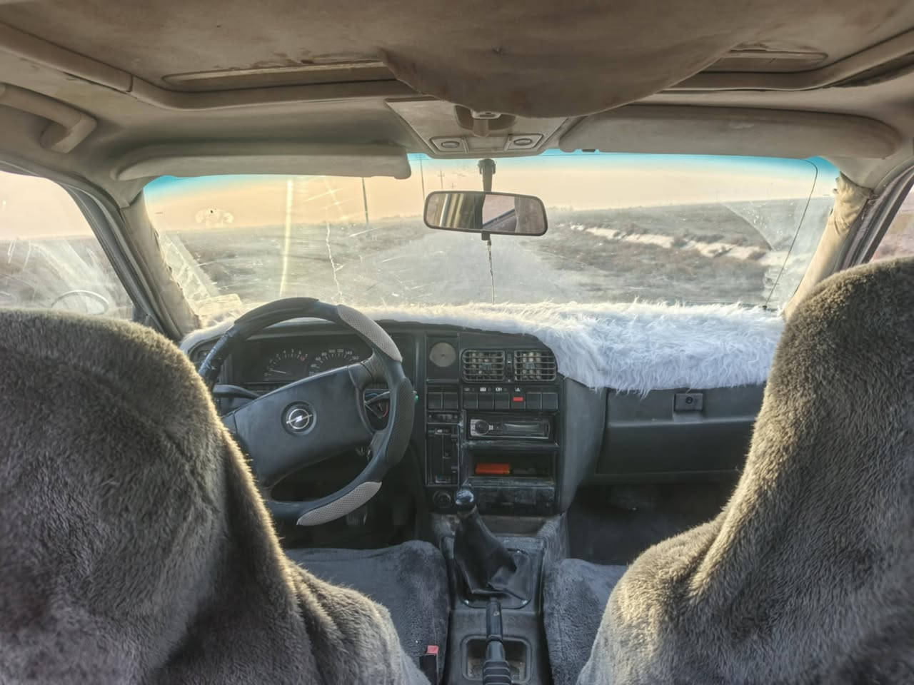 السلام عليكم مكلف بالنشر
اوبل اوميكا موديل 91 رقم ديالى بأسمي

مكفوله من الضربه كير محرك مكفول كهربائيات كلها شغاله تخم تاير دواخل نضيفه السعر 22 ورقه

الشراي يتصل مكانه الديوانية عفك ***********
