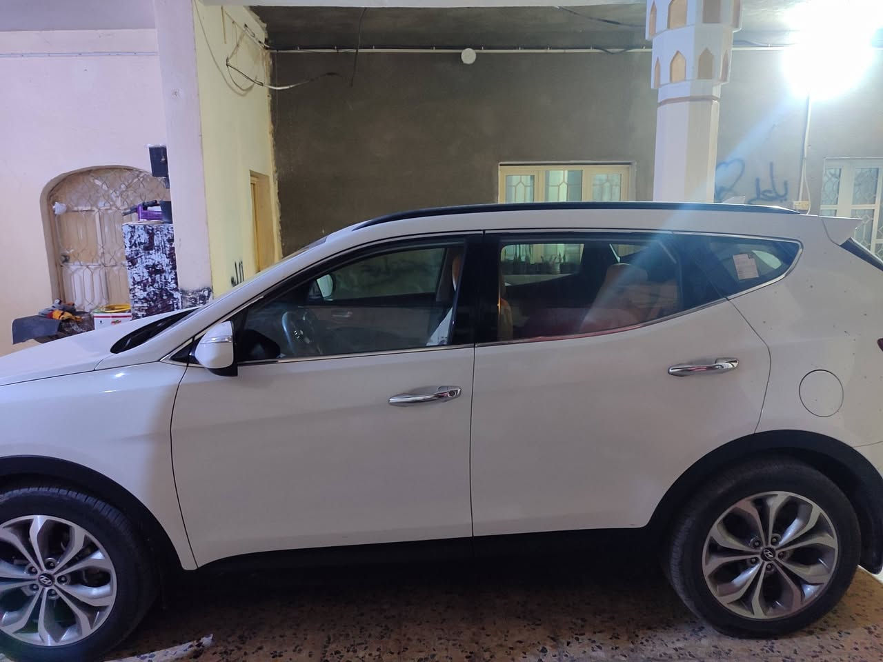 السلام عليكم 
سنتافي 2014 كفاله..سته سلندر..السعر 185المكان البصره قضاء الفاو للأستفسار ***********
