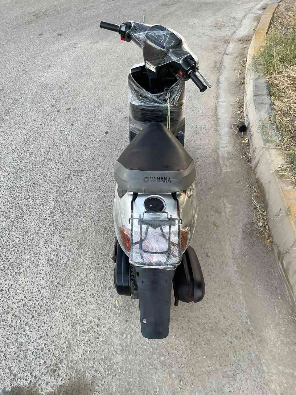 السلام عليكم للبيع دراجه بطة مديل 2003 والدراجه بل حقيقة احلى من الصور جاهزه من كلشي نكرة سلف هندر مابيها برغي نقص كهربائيات كلها شغاله اشاير هورن لايت عالي ناصي الدراجه كلها بلادية محرك مامفتوح مكاني كربلاء
 للاستفسار ***********
