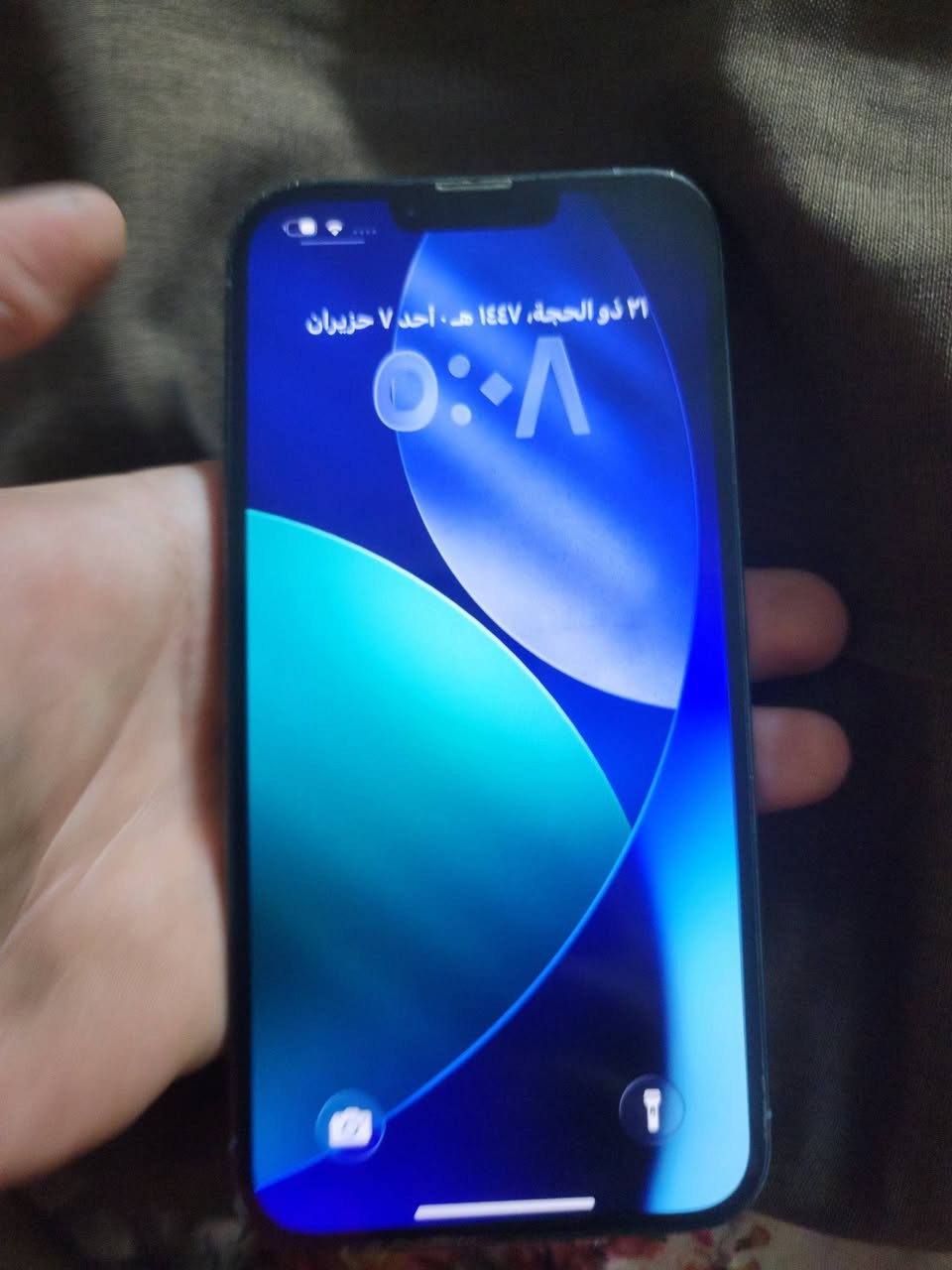 السلام عليكم ايفون 13 برو ماكس للبيع الجهاز بطاريته 92 مامفتوح  بي بش الكامره الثانيه متوقفه سعره 700 وبي مجال بسيط ***********
