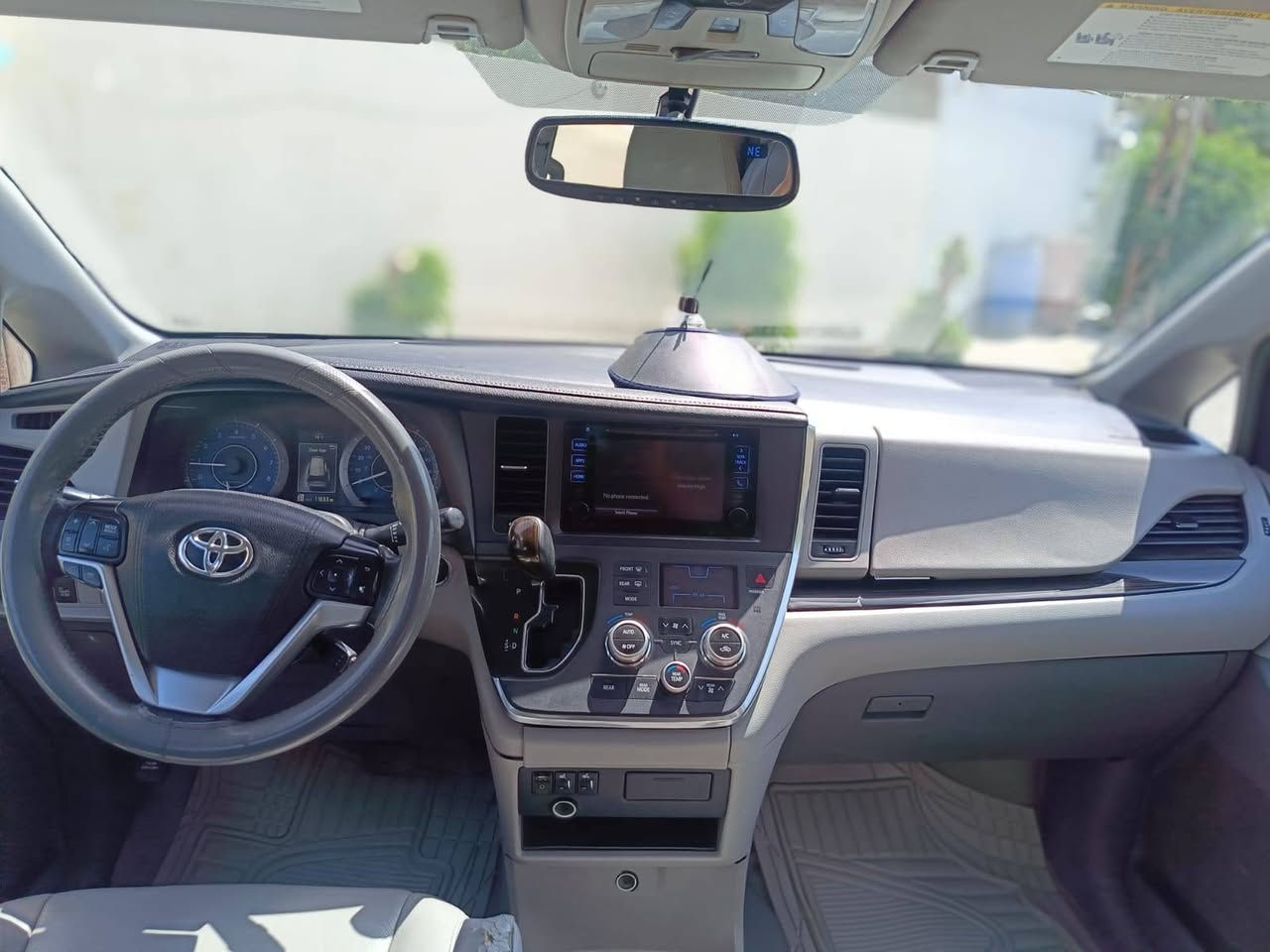 السلام عليكم
سينا 2017 فول مواصفات
بوب بصمه وكهرباء
جنطه كهربائي
سلايت روف
حادثه قطعتي جاملغ امامي يمنه وباب سلايت يمنه صبغ
سياره ماشيه 222  M
تحويل ثاني يوم سنويتهه لل ٢٠٢٩
السعر،، 195$ وبيهه مجال

***********
