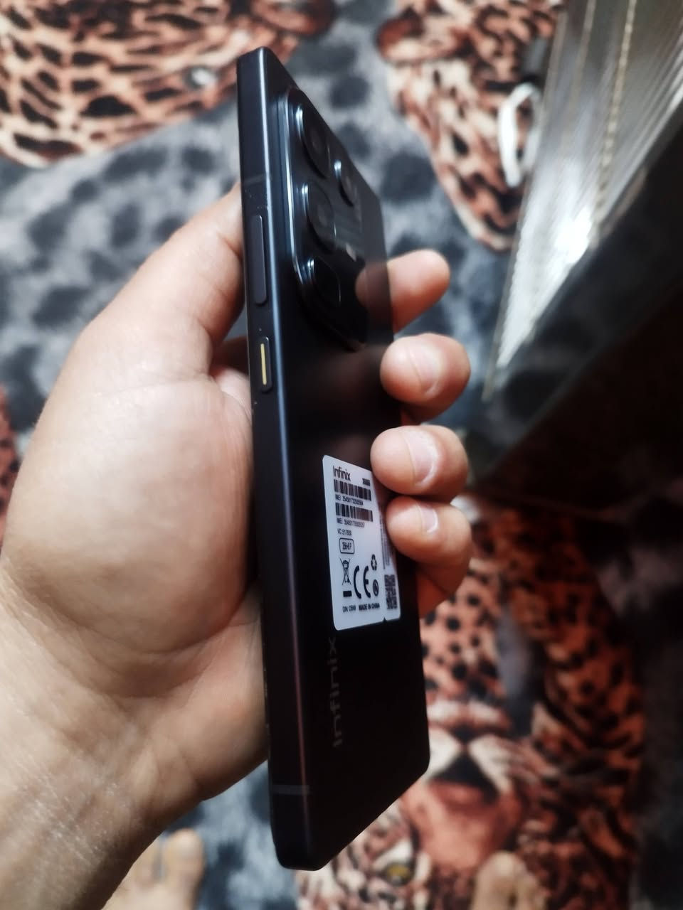 السلام عليكم/ جهاز نفنكس 
نوت 50 برو لبيع سعر. 250


**إذا كنت صاحب هذا الإعلان وتريد حذفه لأي سبب، رجاءا أرسل رسالة إلى الدعم الفني**