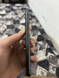 ايفون اكس • ٦٤ • بطاريه ١٠٠