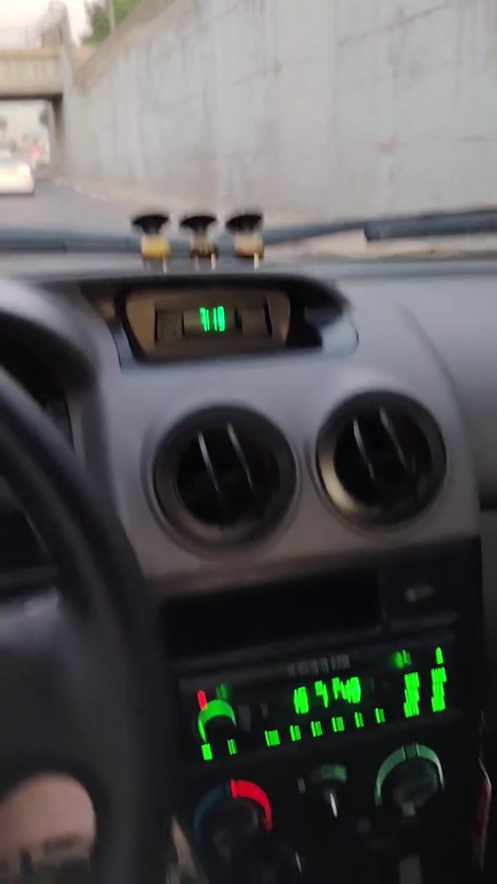 البوصلات لا بيع عندي ٢٠ وحده ***********
