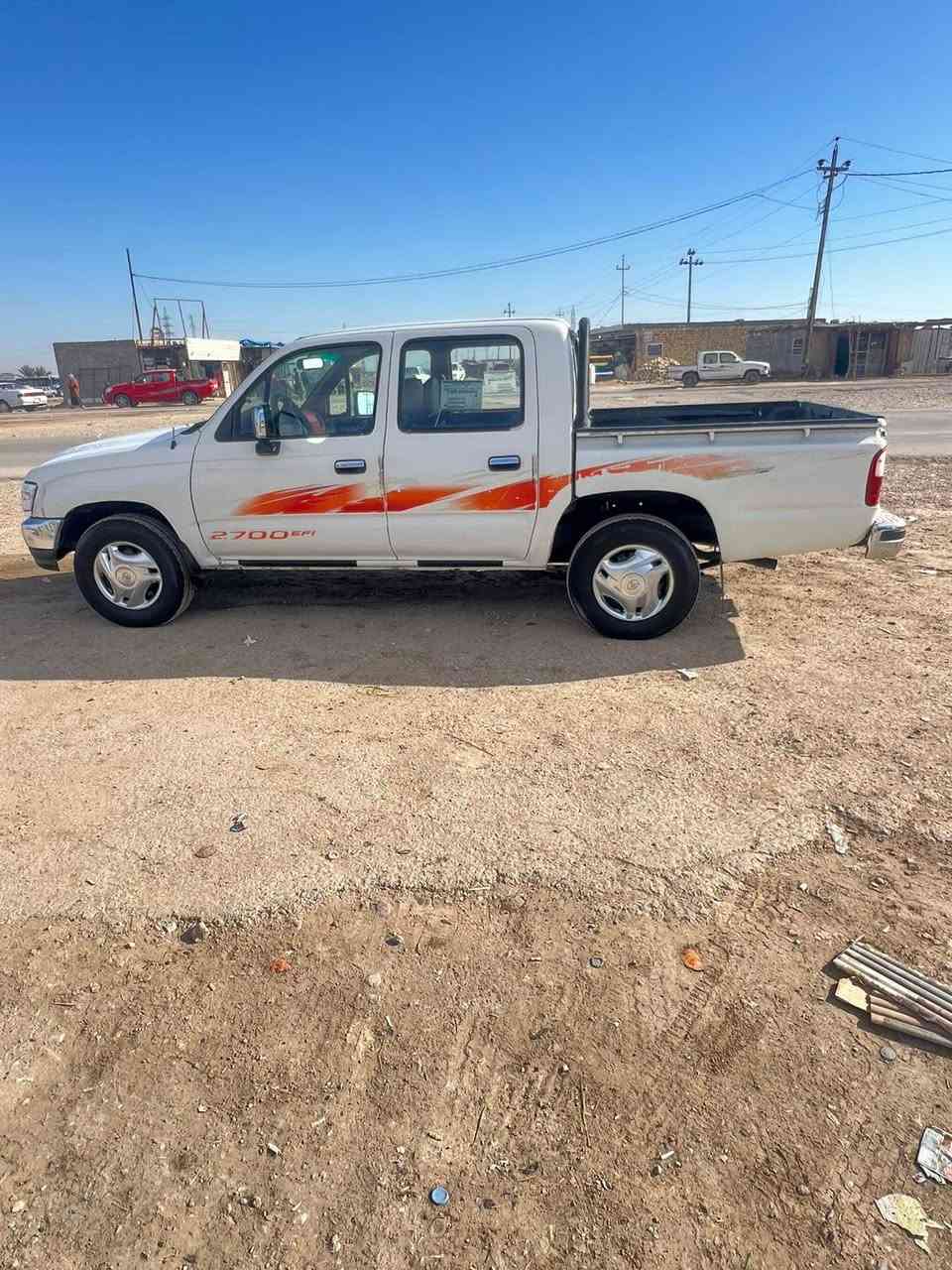 سلام عليكم بيكم جمره 2004 للبيع استفسار اتصل ***********
