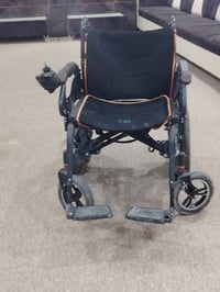 عربانه شحن للبيع السعر 350 وبيه مجال 07810538972