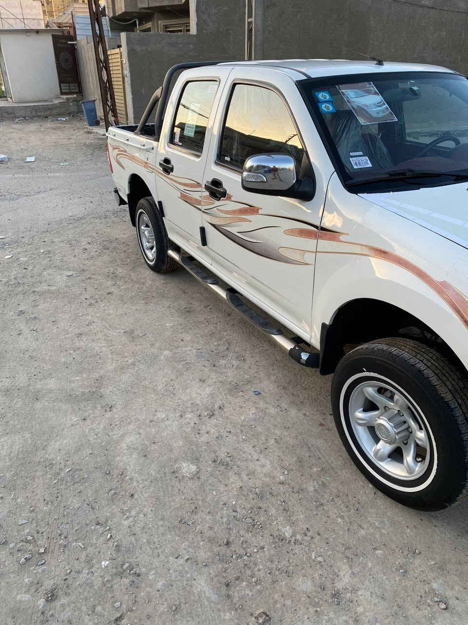 السلام عليكم بيكم كنو 2012رقم بغداد باسمي سنويه  2029رقم دولي سيارة ماشيه 85 سبير مانازل صفاح موس تراي زيرو دواخل احمر شركه تخم تاير ياباني تبريد ثلج كفاله مكاني بغداد وهذا رقمي ***********
