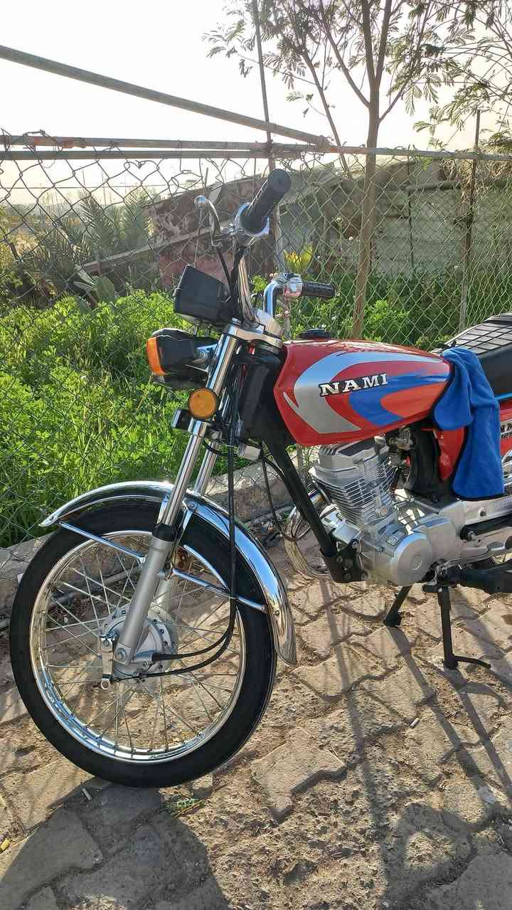 نانمة من دون مكفولة اثنين وعشرين بلاد ية ***********
