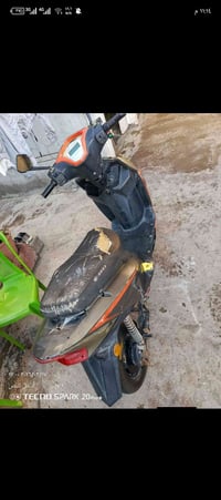 دراجه شحن اللبيع  نقص بطاريات كلها شغاله سعر 50     07871965220  تعال ...