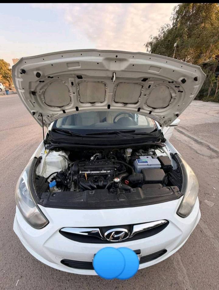 اكسنت خليجي 2012 رقم بغداد انكليزي مكينه حجم 1600 دوش *********** السعر 97 بيها مجال مكان بغداد بيها قطعه ونص صبغ خارجي كير محرك تبريد بحاله ممتازه صدر خلفي امامي جديد تخم تاير بطاريه جديده السياره ناعمه وحلوه بالمشي مامتعوبه