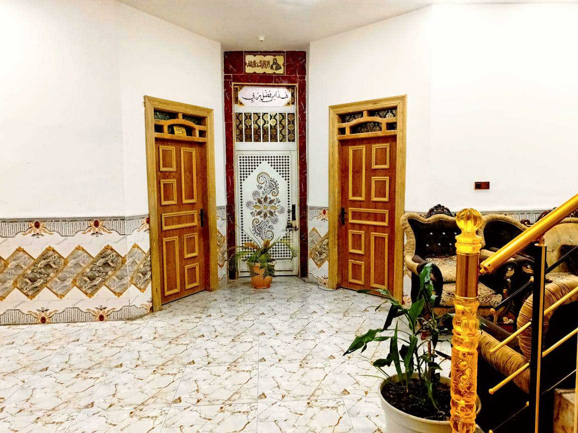 سلام عليكم دار سكن للبيع منطقة السيديه مقابيل الشقق مساحه 315 البيت كلش مرتب وجديد للتواصل ***********
