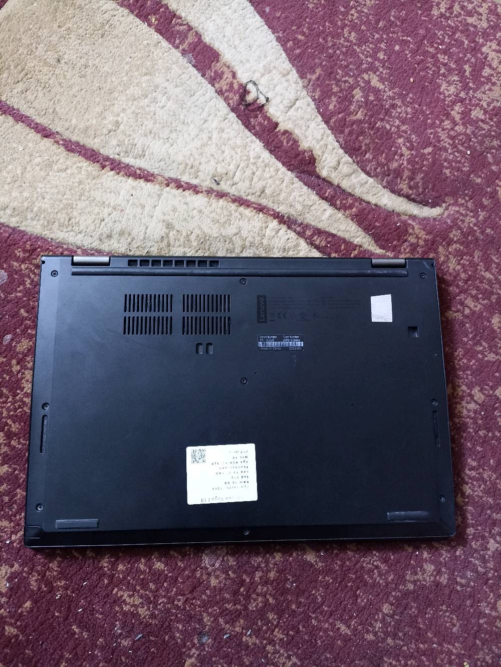 لابتوب لينوڤو مواصفات قوية نظافة 95 % بسعر مناسب
الجهاز استخدام شهر واحد فقط
المواصفات:
1) بصمة اصبع
2) قفل كاميرا 
3) كيبورد ضوئي (عربي ليزري)
4) شحن Type C
5) شاشة قلاب، لمس 10 اصابع
6) معالج Core i5 الجيل العاشر
7) رام 16 گيگا
8) هارد SSD 512
9) كارت الشاشة داخلي 8 گيگا
10) لابتوب خفيف ، سلم،  حجم صغير 

++ الملحقات ++

1) جنطة
2) شاحن اصلي
3) باد ماوس

السعر 350 الف وبي مجال للشراي
تتوفر خدمة توصيل