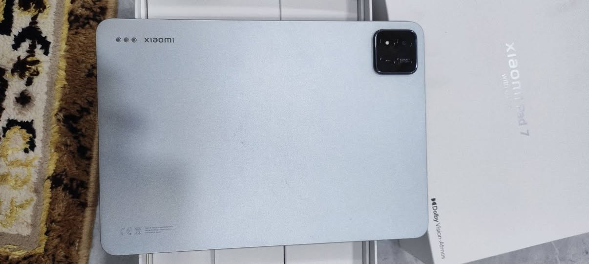 السلام عليكم ❤️.
Xiaomi pad 7 للبيع .🔺
ذاكرة 256GB
مُستخدم صار 4 اشهر استخدام قليل مو قوي 
بعدة جديد وكلشي مابدل بي والشاشة سليمة  مواصفاتة قوية للالعاب والرسم والمشاهدة يعني من كل النواحي يصلح . 

ملحقاتة كامل من گفر وشاحنتة الاصلية .

بالإضافة الى جوستك مال PS4 جديدة تربط عل باد وتلعب .

للاستفسار مراسلة الصفحة ... البيع داخل كنعان


**إذا كنت صاحب هذا الإعلان وتريد حذفه لأي سبب، رجاءا أرسل رسالة إلى الدعم الفني**
