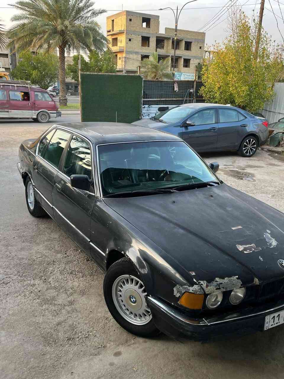 السلام عليكم للبيع بي ام ٧٣٥ بغداد انكليزي جاهزه محرك كير تبريد تايرات حداديه مابيها اي ظربه قويه عوزه صبغ السعر ٣٥ وبيها مجال مكاني بغداد الشعلة ***********
