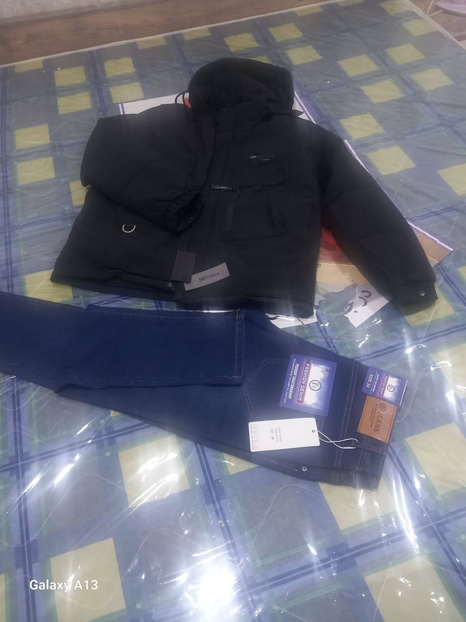 للبيع ...
قمصلة جديدة بلباكيت غير مستعملة تلبس من وزن 80-90
السعر 20 ..بالسوق سعرها 30 الف
بنطرون جنز اصلي جديد بالباكيت غير مستعمل 
القياس / 34
السعر 15 ألف  بالسوق سعره 25 الف .
ثنينهم (30) الف


**إذا كنت صاحب هذا الإعلان وتريد حذفه لأي سبب، رجاءا أرسل رسالة إلى الدعم الفني**