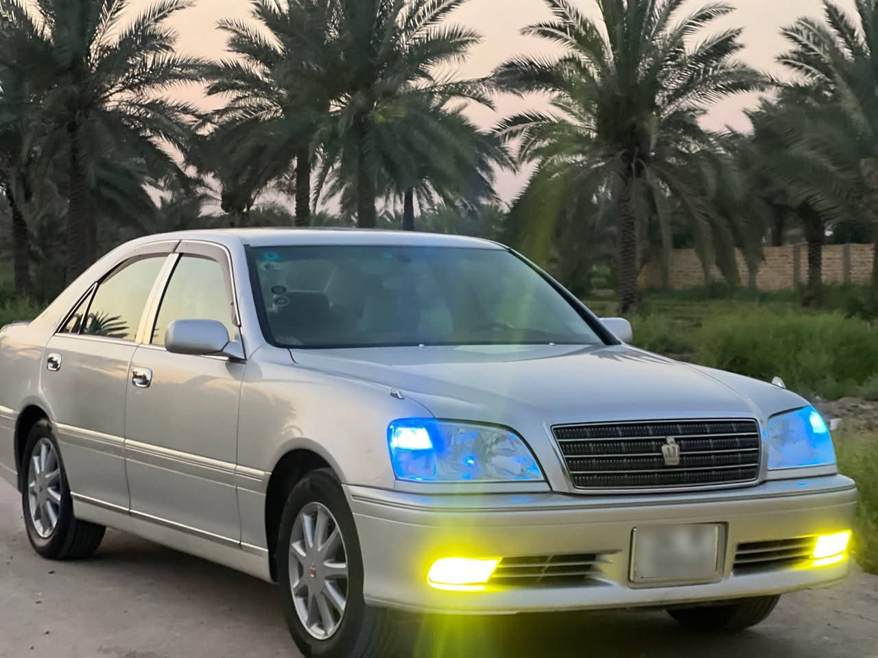 ملكه كراون 2002 أصل قرار 48
رقم بصرة انكليزي بأسمي تحويل ثاني يوم

كصه قماره سياره جديده تخم تاير جديد

حدادية جديده كير ومكينه مكفولات

ديفور الصغير الاقتصادي 

تبريد ثلج 
 
شاصي 71 

اكرستال أصل 

تحوير فوك وجوه نجف 

برده خلفية 

مري شفط دكميتن 

السعر 120 

رقم الهاتف ***********
