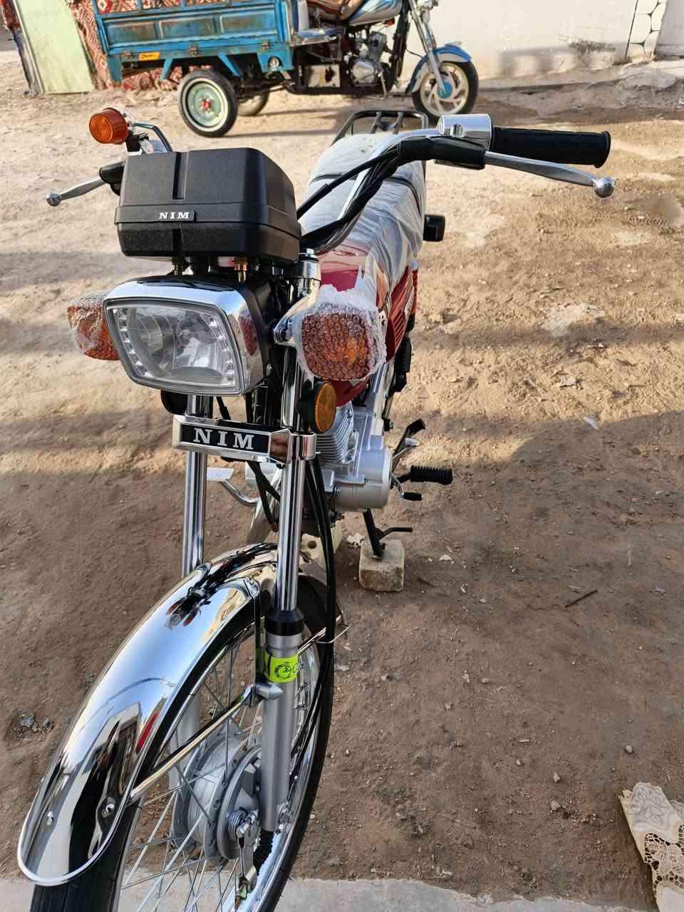 دراجه اربعه قير للبيع موديل 25 الدراجه الجديده وما طالعه السعر 750        *********** الشرايه خابر
