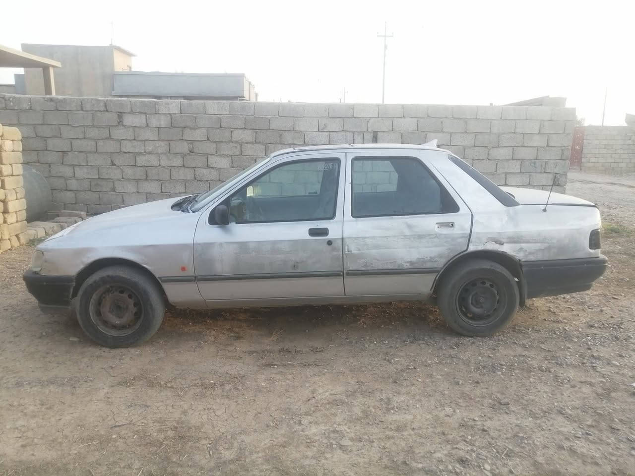 اخوان فورد للبيع بسعر 10 اوراق 
***********
