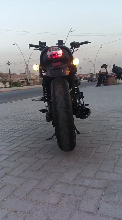 السلام عليكم دراجه دايون لايتي رقم وسنويه بأسمي تحويل مباشر دراجه بيهه صوت بصفحه ال كلجات سعرهه مليون و700 وبيهه مجال بسيط ***********. واتساب فقط
