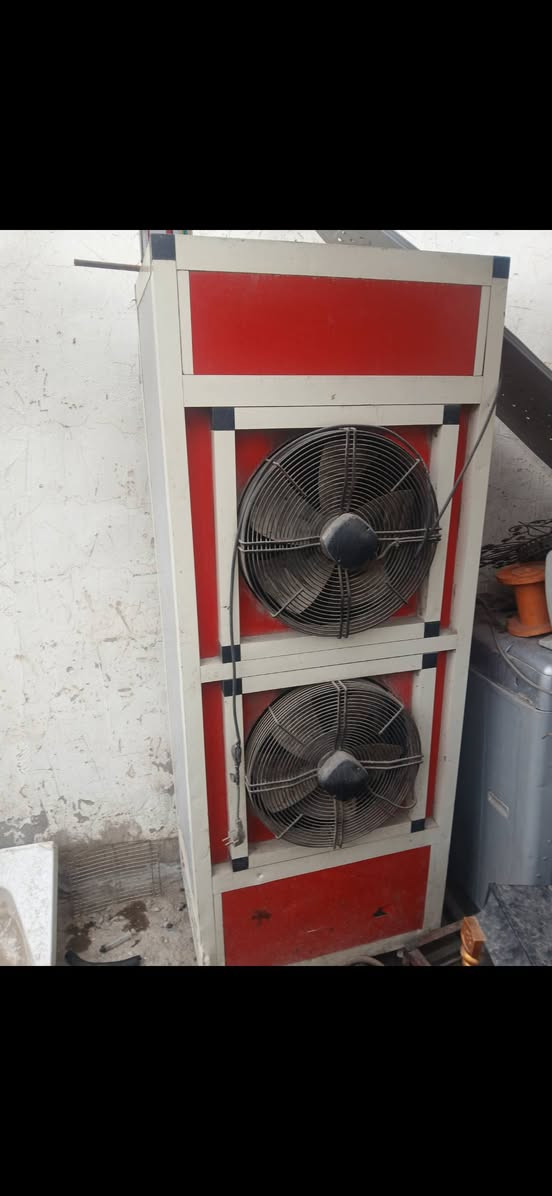 سلام عليكم مبرده للبيع عل فحص بغداد لأمين ثانيه ***********
