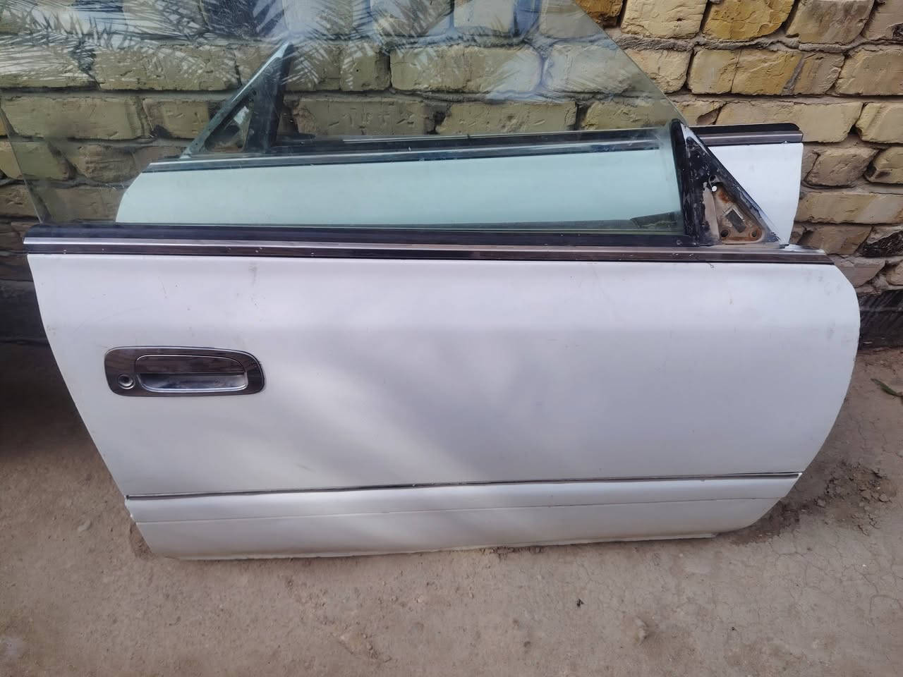 عندي فره سستم كامل مالت راس الثور فلات لون ابيض تخم بيبان وجاملغات ثنين وبنيد وجنطه لايتات وبك بلايت وبطاين واجامهن ومطورات جام سمعات تحكم جام كاملات  كلهن النجف ناحيه العباسيه ***********
