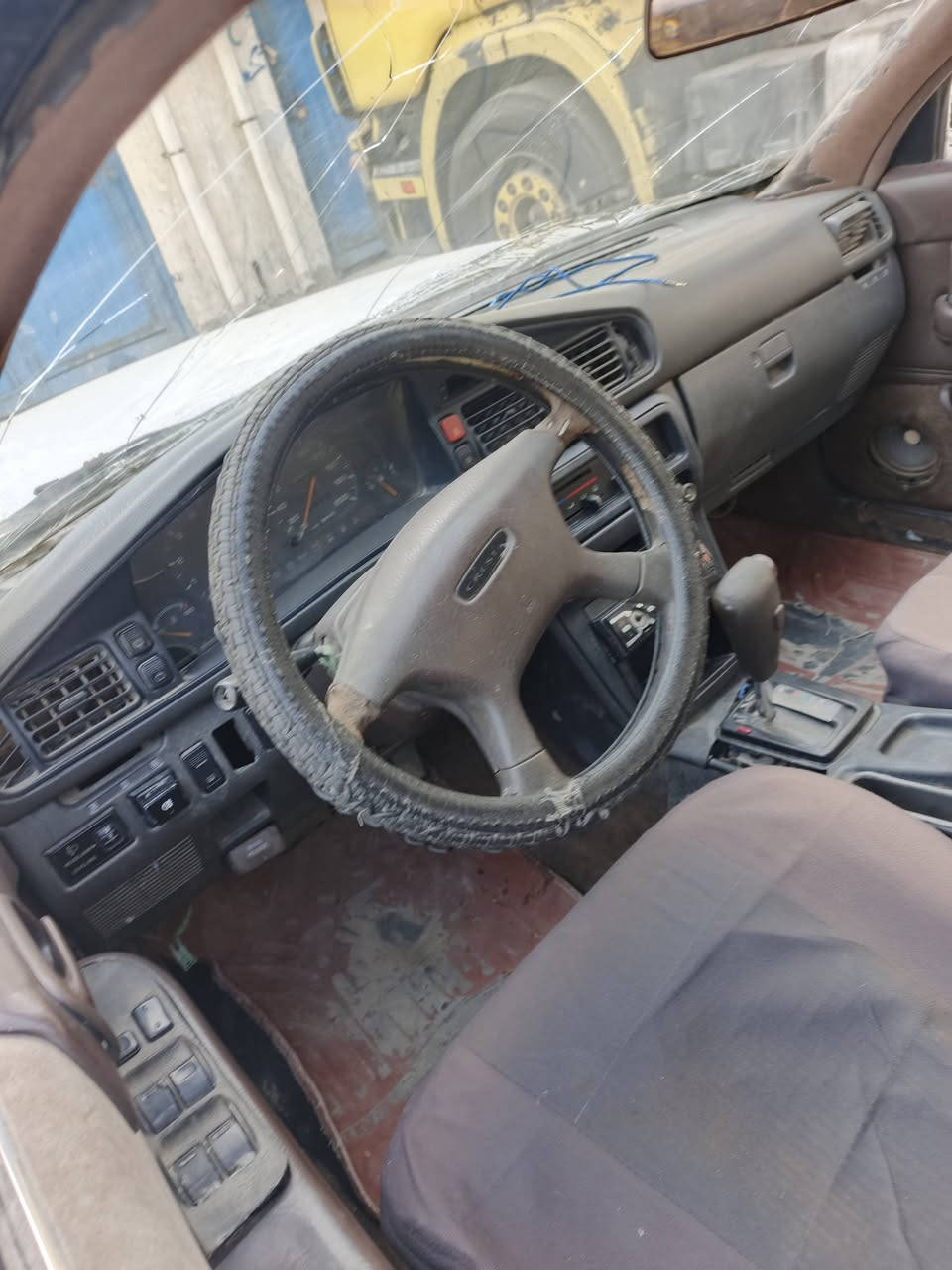 سلام. عليكم. كرستة.٩٢حاازثالث.شرط.وكلة.مكينة.مابيهة.شي.گير.البك.مايجي.مكانهة.دوانية.تخم.تاير.حدادية.وصط.سعر.٢٠. ***********
