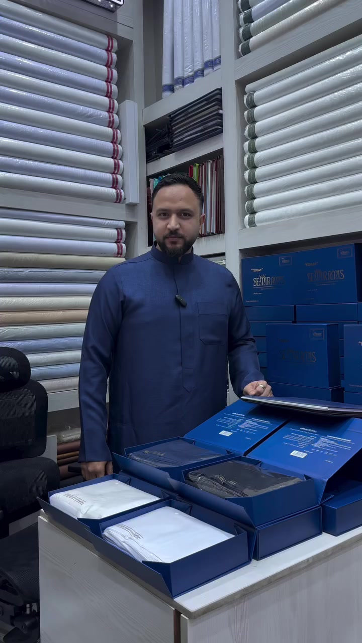 ☀️ وصل حديثاً قماش سميرا ميس الصيفي الياباني ☀️

أناقة، خفة، وانسيابية مثالية لفصل الصيف 🌿
قماش راقي بملمس ناعم ووقفة مرتبة يليق بالثوب الرجالي العصري.

✔️ خفيف ومريح بالأجواء الحارة
✔️ جودة يابانية فاخرة
✔️ ألوان صيفية مميزة
✔️ مناسب للتفصيل اليومي والمناسبات

سعر القطع (65.000) الف

قياس القطعه (3.5) متر

متوفر توصيل جميع محافظات العراق مجانا  الف

📞 للحجز والتثبيت :
📩 مراسلة الصفحة أو الاتصال على الخاص ***********

العنوان  بغداد - الشورجه - سوق العريض- قرب خان دله 
مجاور البنك المركزي خلف شارع السمؤل
