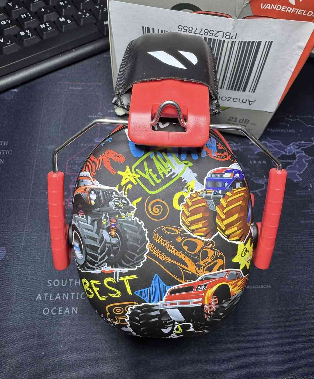 السماعة من شركة Vanderfields (هولندية)
اصلية
للبيع 

مخصصة حماية الأذن من صوت عالي في التدريب و غيرها 

عزل الصوت 95%

مستخدمة جدا قليل باكيت موجود

السعر 20 الف

مكاني بغداد

تواصل واتساب فقط ***********
