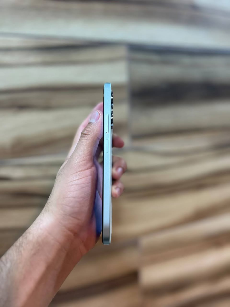السلام عليكم.
Realme Note 60 X.
الذاكرة 128   4+4 .
الجهاز مستعمل شي قليل.
نظافته 100%.
الجهاز بلادي مداخل صيانة .
2 SIM.
جهاز مناسب للأستعمال اليومي.
هـ.  ***********.
السعر مناسب.
ويرهم مراوس حسب القناعة.
موجود اتصال و واتس اب و فيس بوك.
